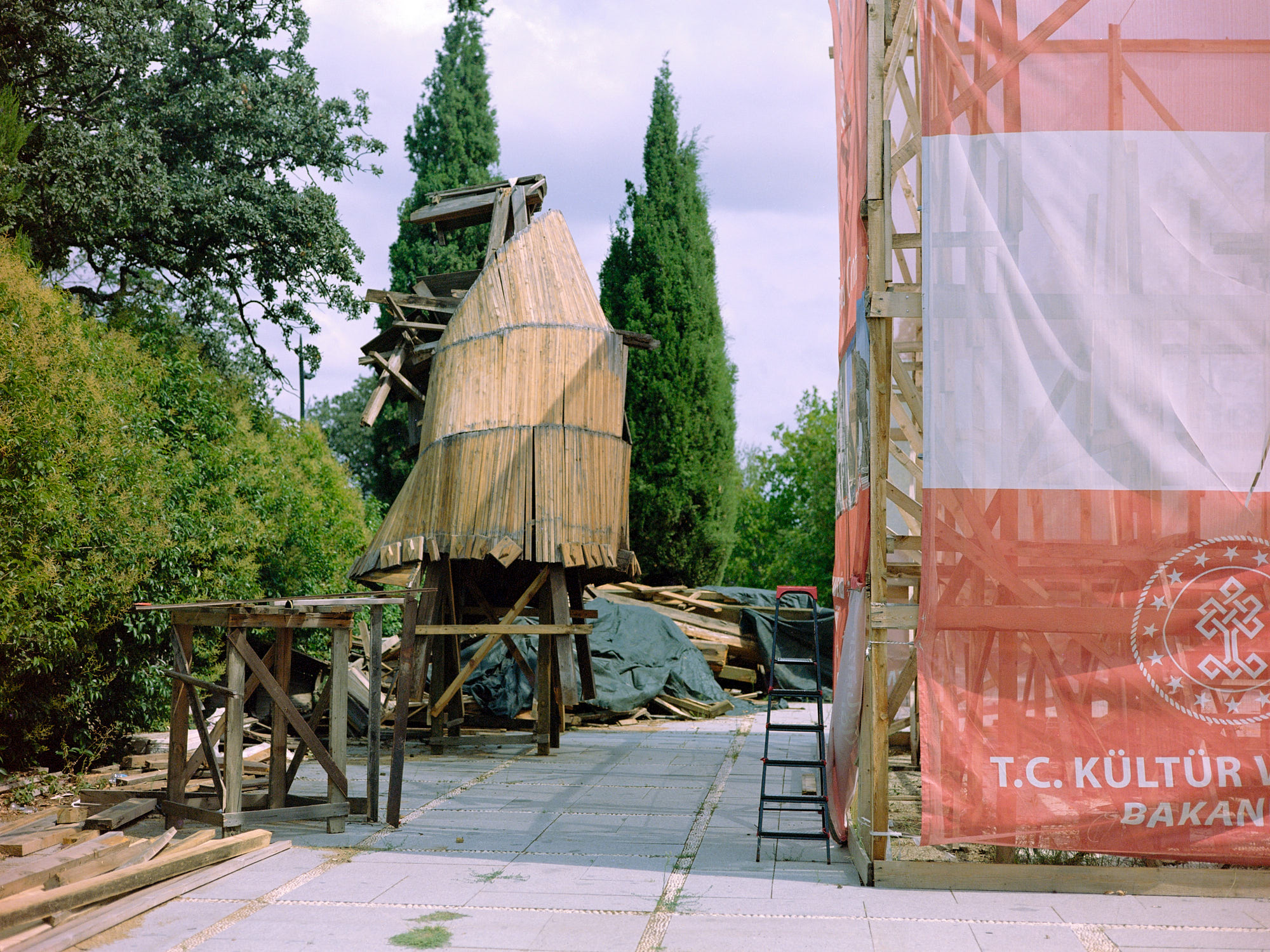 trojan horse replica under renovation